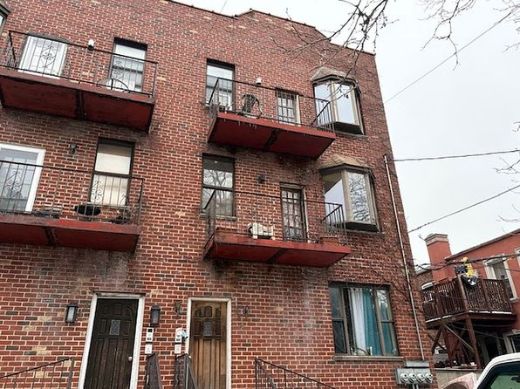 644 New York Ave Apt 2